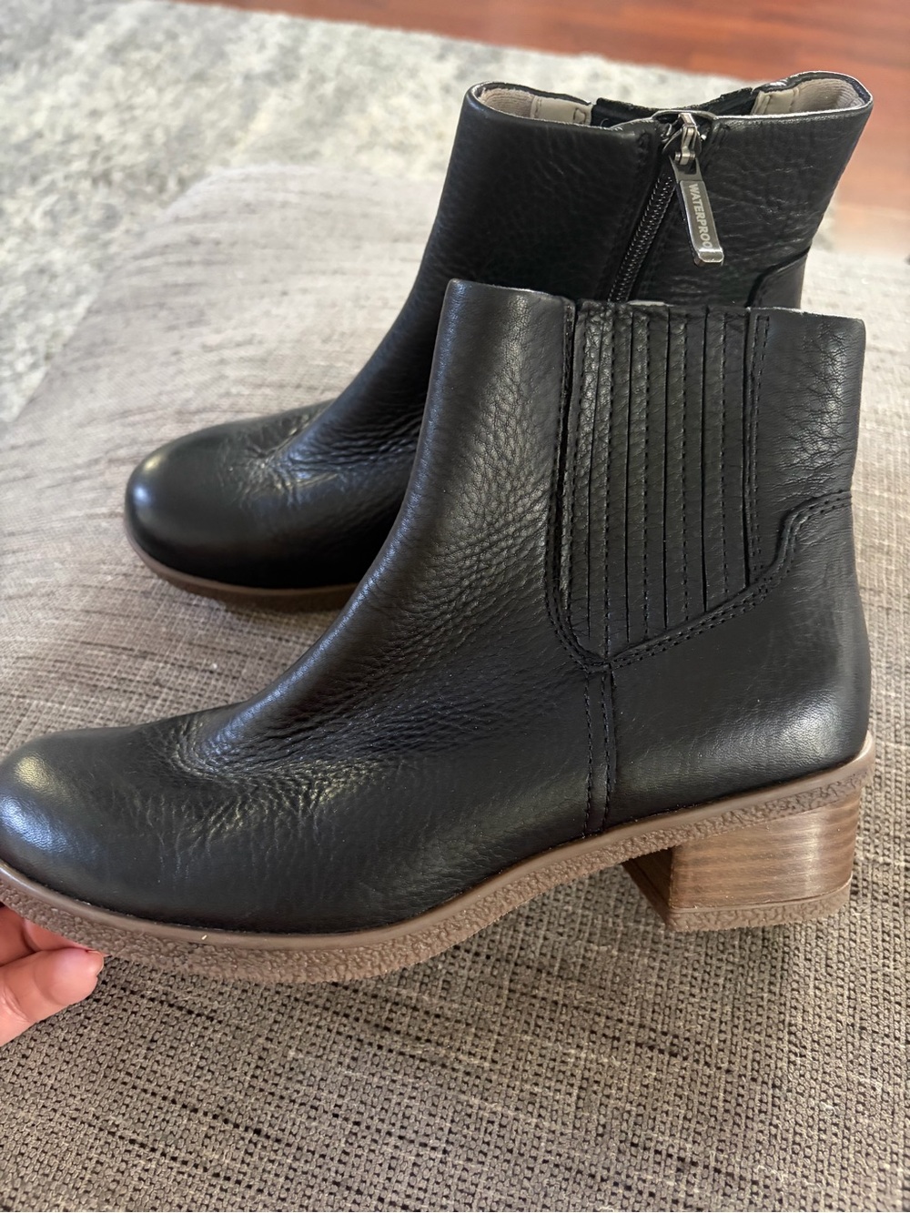 Dansko Daisie Women’s Waterproof Black Ankle Booties Sz 36 / 5.5